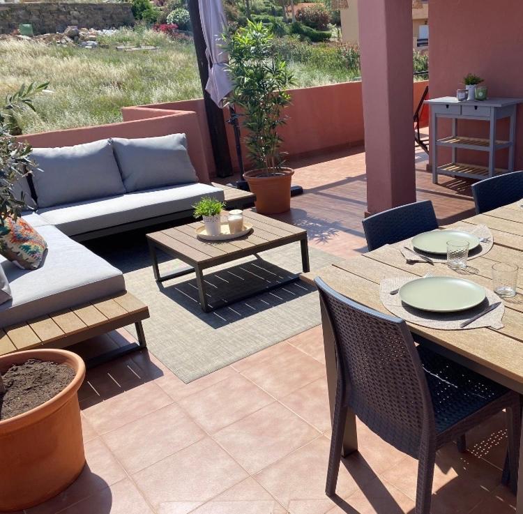 Penthouse Majestic Costa Golf Casares Apartment Exterior photo